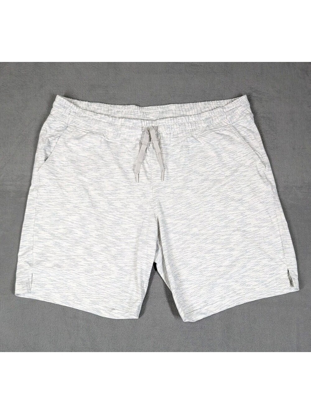 Mondetta Shorts Mens XXL Grey Pockets Pull On Drawstring Athletic Stretch Gym